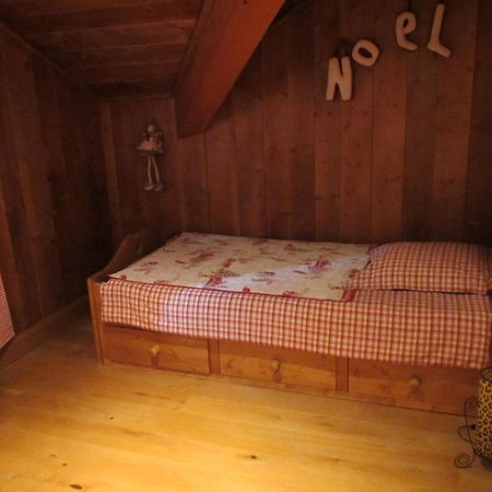 Hotel Alpen Roc Morzine Habitación foto