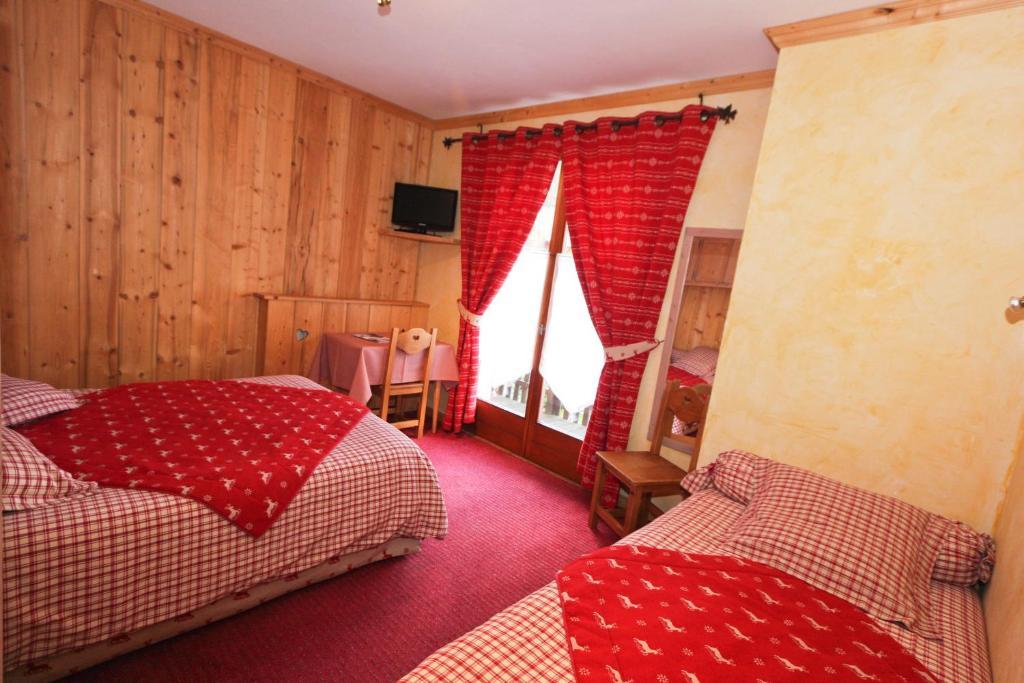 Hotel Alpen Roc Morzine Exterior foto