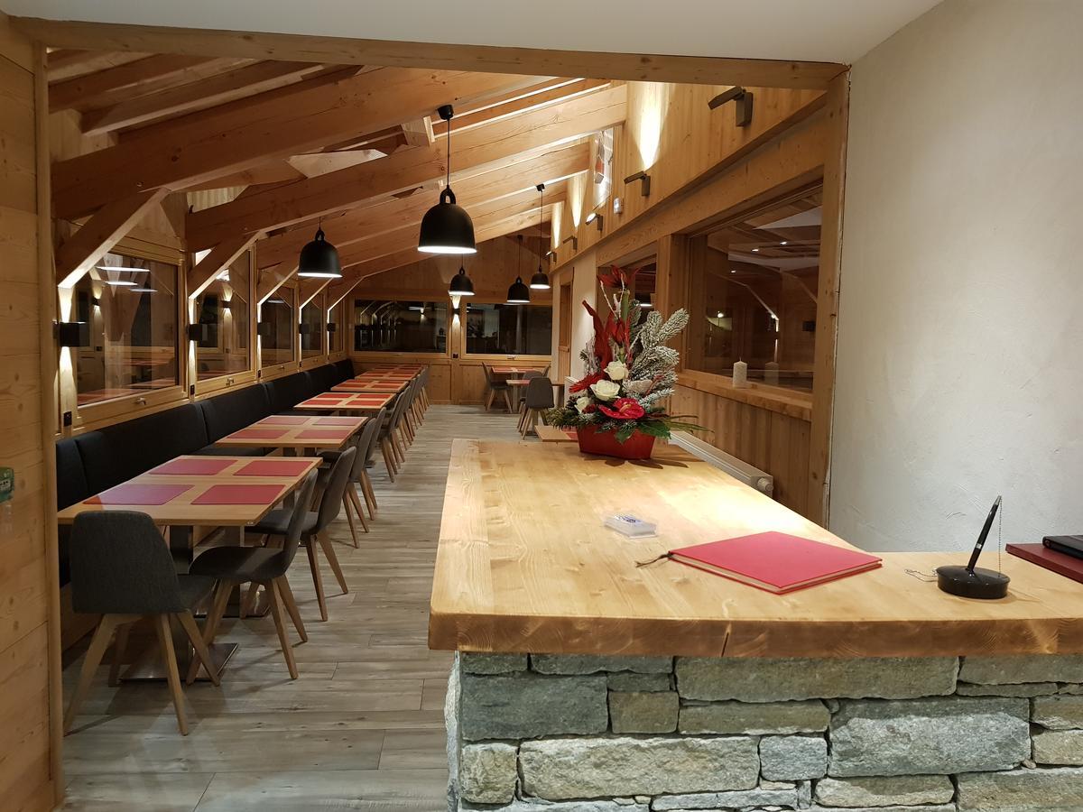 Hotel Alpen Roc Morzine Exterior foto