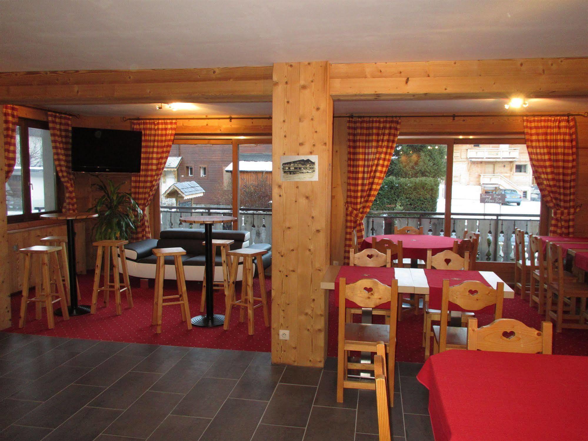 Hotel Alpen Roc Morzine Exterior foto